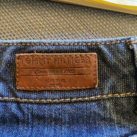 Tommy Hilfiger cuffed Capri women’s jeans 10 - Picture 5 of 7